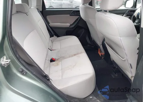 2015 Subaru Forester 2.5I z USA, uszkodzony, nr VIN JF2SJAAC5FH593127